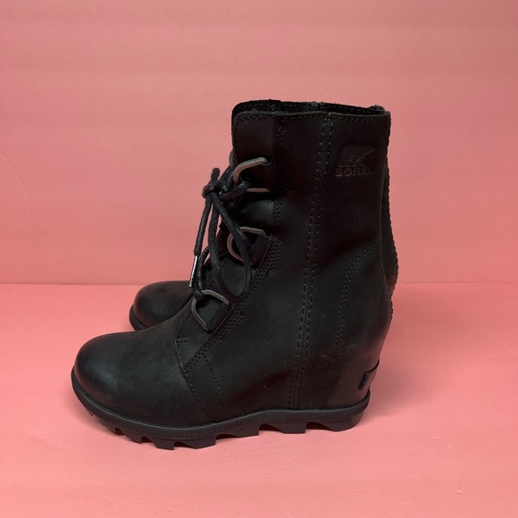 Sorel Joan of arc wedge ankle boots - Picture 3 of 6